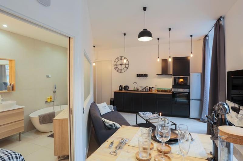 Suite Garibaldi Cosy Et Design Лион Экстерьер фото